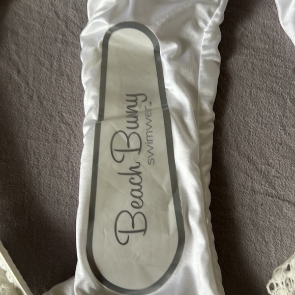 Beach bunny bride not worn may go with top I have in closet XL - Picture 5 of 6